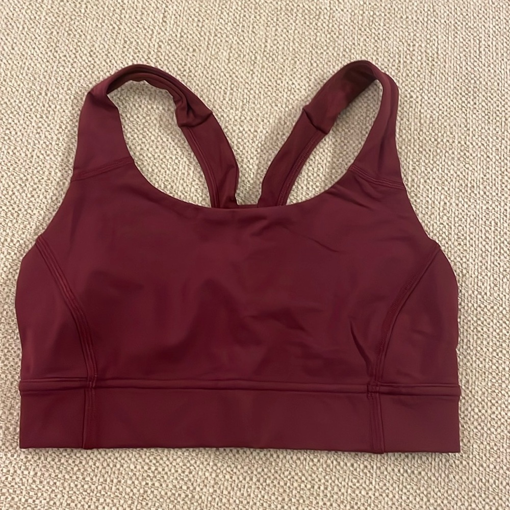 Lululemon maroon sports bra